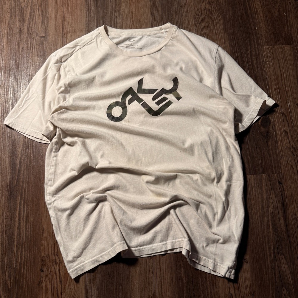 Oakley Mens Camo Graphic Logo T-Shirt Off White Cream Size Large Regular Fit